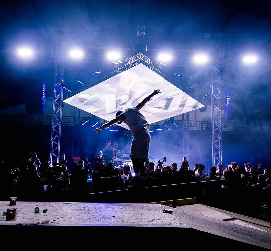 Erem Tour
